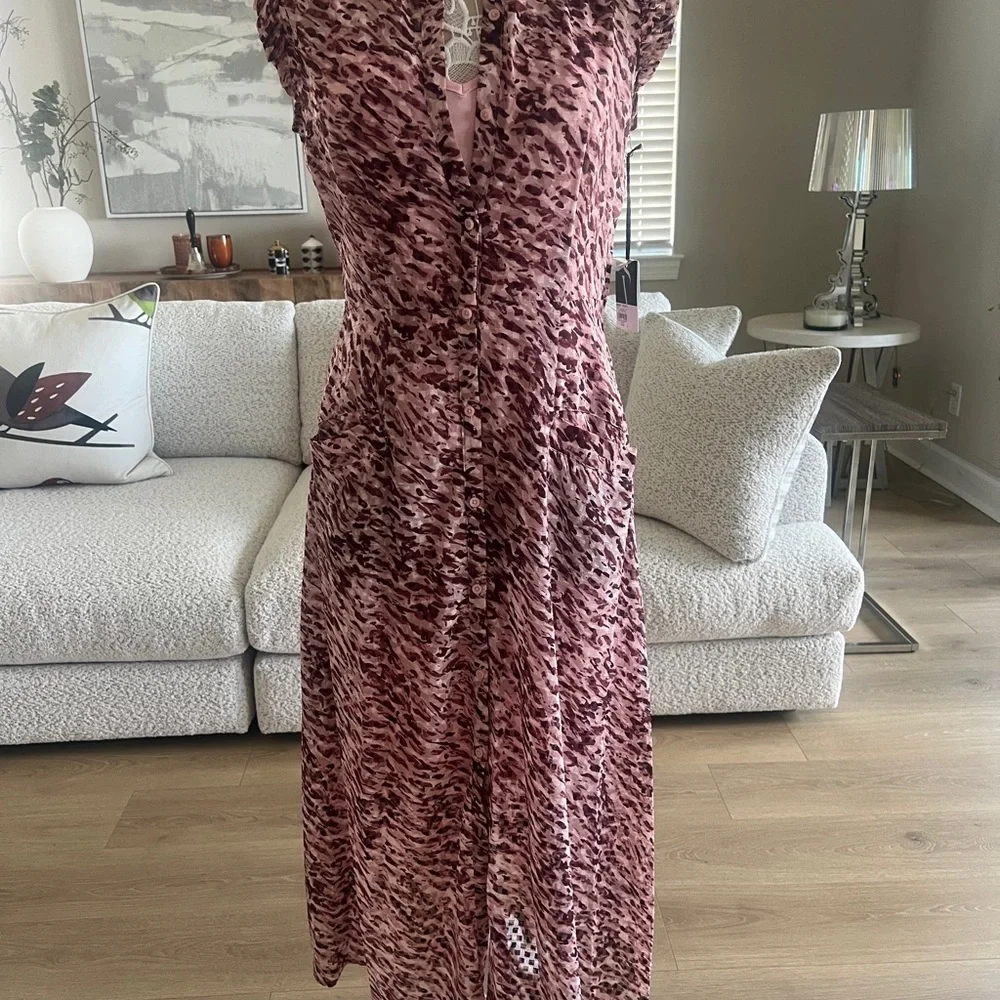 Simply Vera Vera Wang Pink Animal Print Midi Dress - size medium. M - Picture 9 of 9